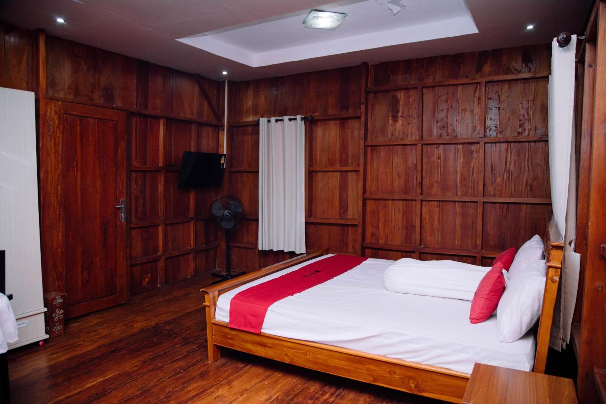 Reddoorz At Villa Bukit Senyum Lombok Kuripan  Exteriér fotografie